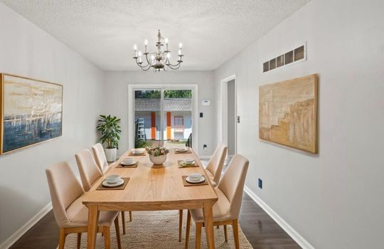 006-9519-Perry-Ln-14 - Dining Room - Scandinavian - 2.jpg