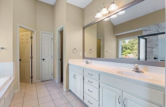 15-6344 Brownridge Dr-16