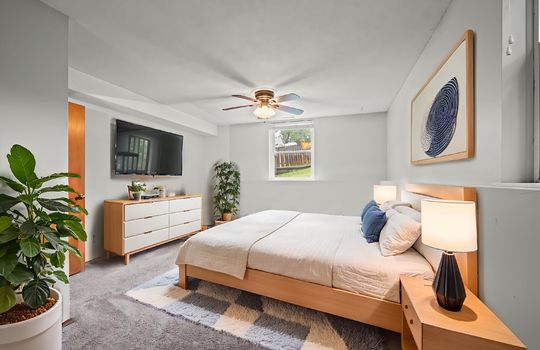 20-5222-Knox-Ave - Bedroom - Scandinavian - 2