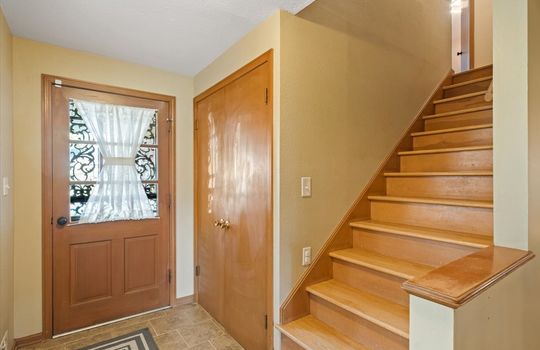 04-10439 Indiana Ave-1