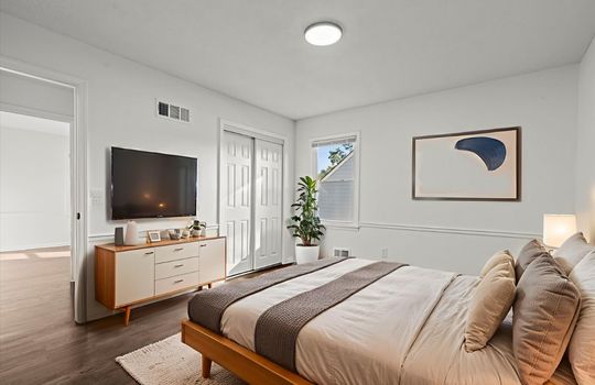 013-619 E 109th Terrace