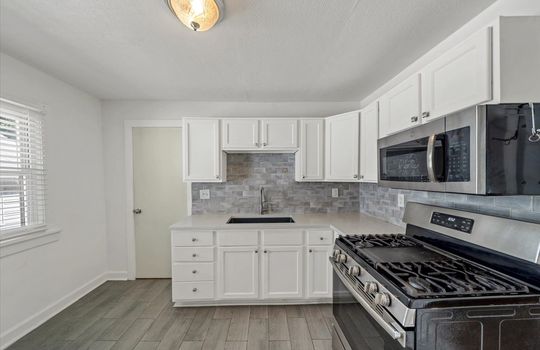 07-Project 1410 W College St-8