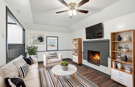 08-2929 S Northern Blvd staged