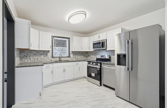 10-2929 S Northern Blvd