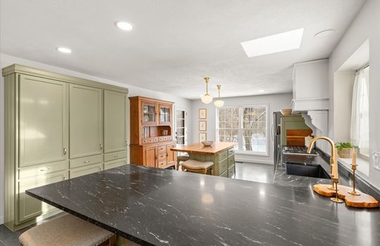 10-Project 1625 NE Debonair-8