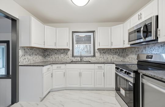 11-2929 S Northern Blvd