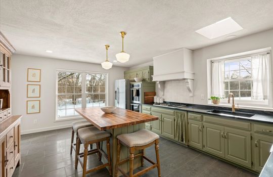 11-Project 1625 NE Debonair-9