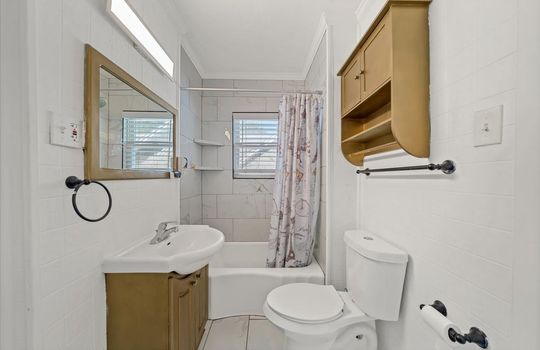 13-Project 1410 W College St-5