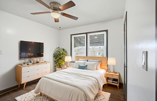 15-2929-S-Northern-Blvd - Bedroom - Scandinavian - 10