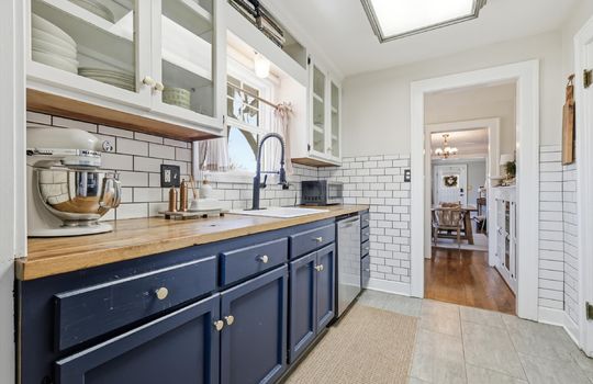 16-646 E 61 Terrace (1)