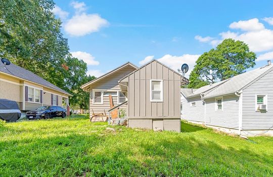 17-Project 1410 W College St-15