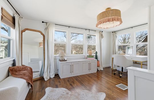 22-646 E 61 Terrace (1)