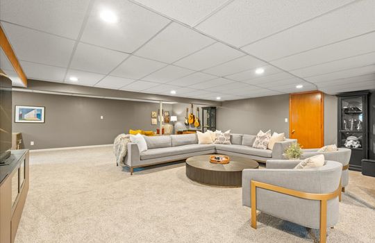 25-Project 1625 NE Debonair-24