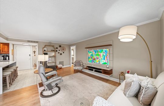 10-Project 4545 Wornall Rd-11