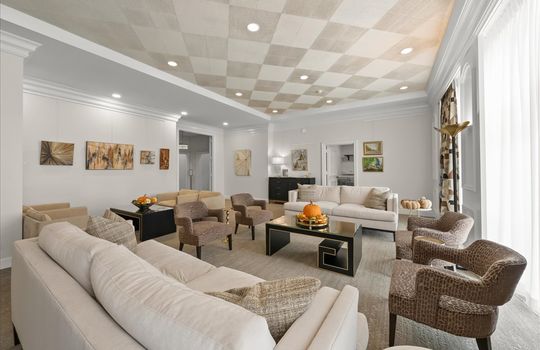 37-4545 Wornall Rd LE-3-20