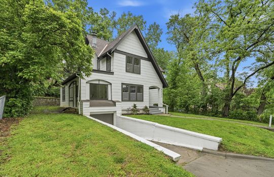 03-4932 Troostwood Rd