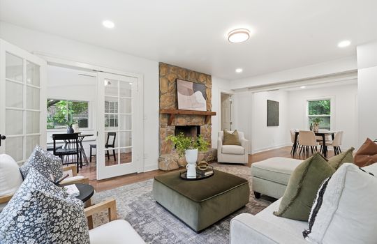 07-4932 Troostwood Rd