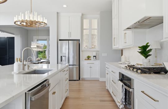12-15845 Fontana St