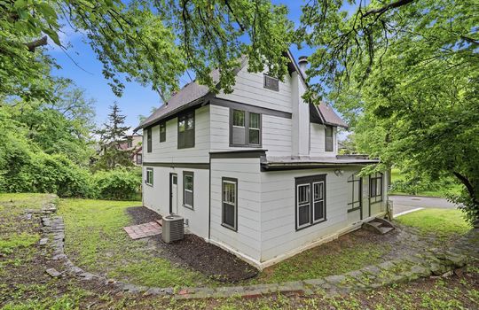 29-4932 Troostwood Rd