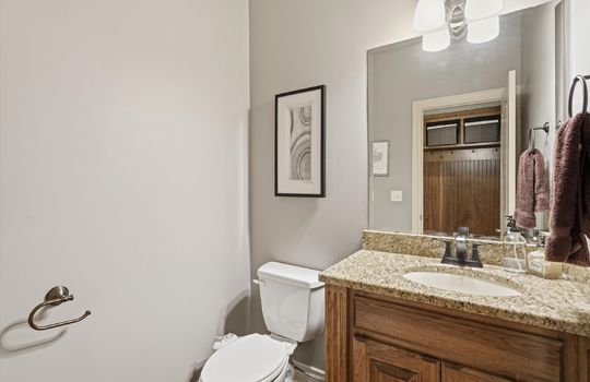 0020-9605 W 150th St
