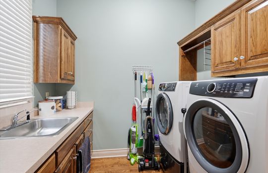 020-9605 W 150th St