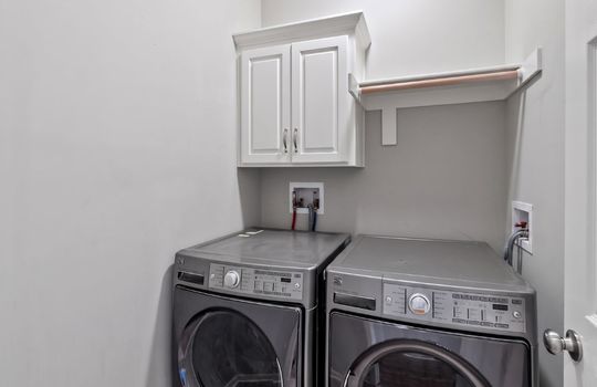 19-126 N Pecan St-16