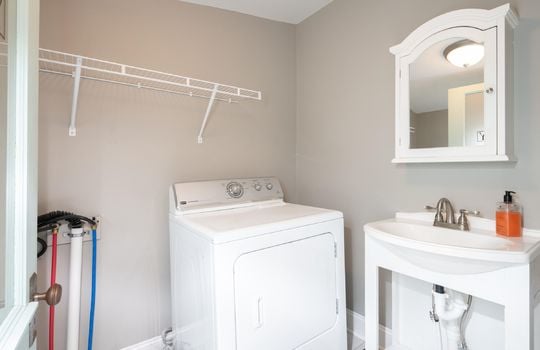 dryer, washer, laundry room