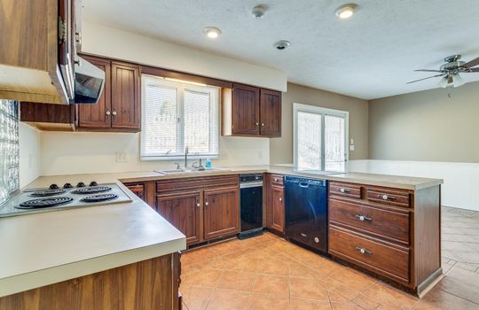 kitchen, countertops, appliances, spacious