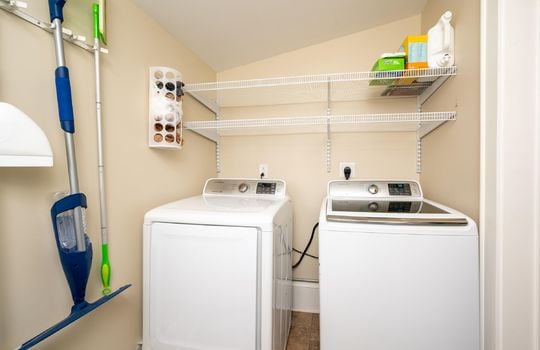 laundry room, dryer, washer