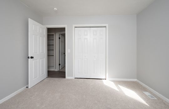 master bedroom, closet, doorway