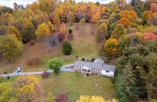 ranch home, acreage, aerial view
