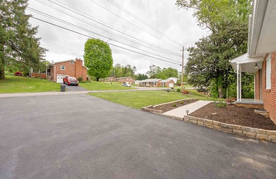 driveway, sidewalk, front yard, landscaping