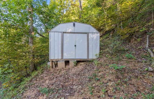 storage shed, 15.5 +/- acres, campground