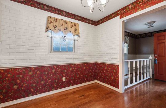 dining room, hardwood flooring, chandelier