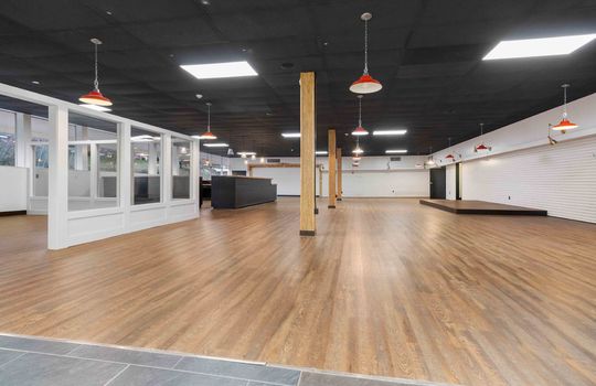 open office area, commercial space for lease, 5000 sqft