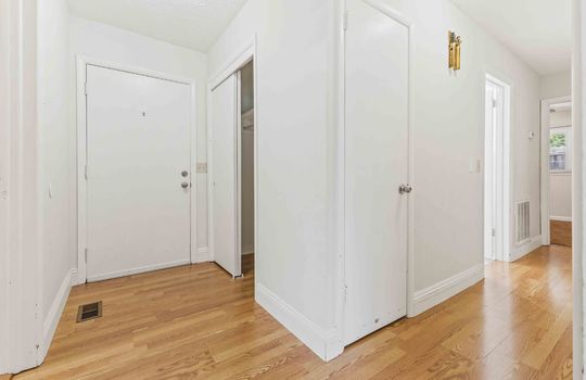 Entryway, closet, hardwood flooring