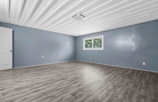 bedroom, luxury vinyl plank flooring, window