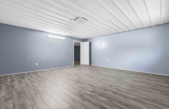 bedroom, luxury vinyl plank flooring, doorway