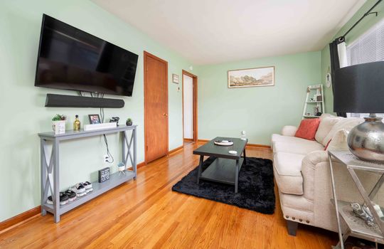 living room, hardwood flooring, window