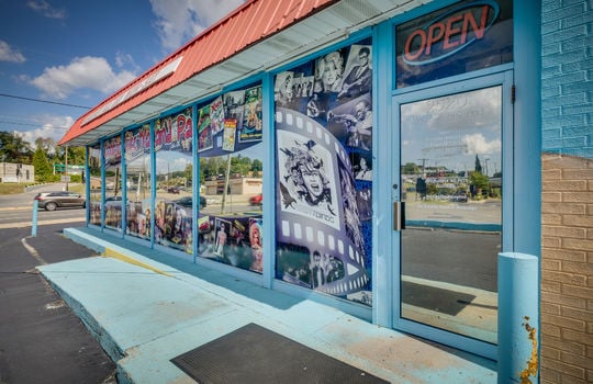 restaurant, window mural, entry, glass door