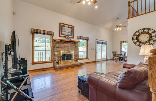 family room, hardwood flooring, ceiling fan, fireplace, windows, breakfast nook, upstairs loft