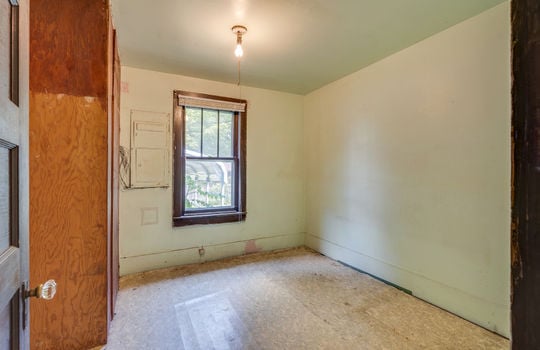 bedroom, vinyl flooring, window