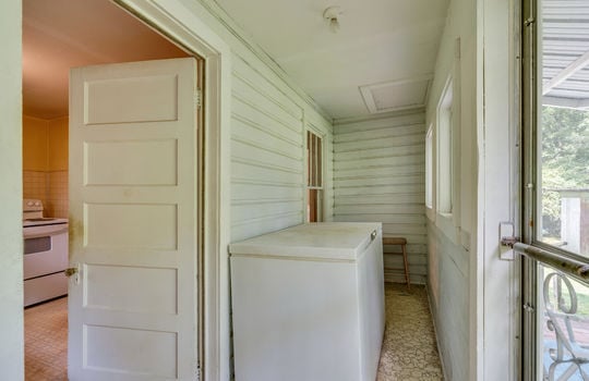 mud/utility room