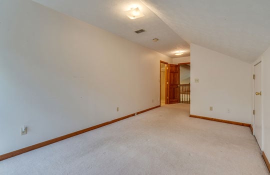 upper level bedroom, carpet,