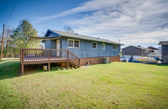 split foyer, back of home, back yard, back deck, stairs