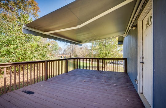 back deck, railing, retractable covering