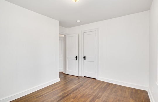 bedroom, closet, hardwood flooring