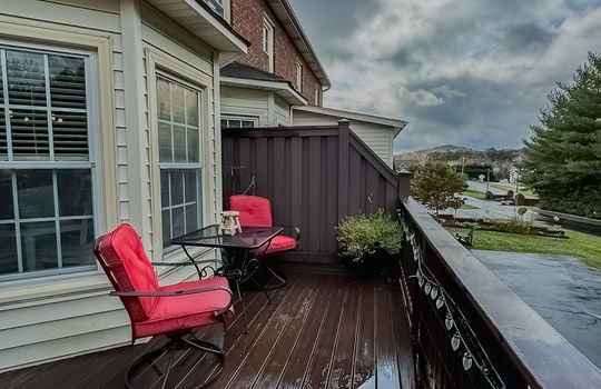 bay window, back deck/balcony