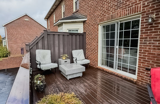 back balcony/deck, sliding glass doors