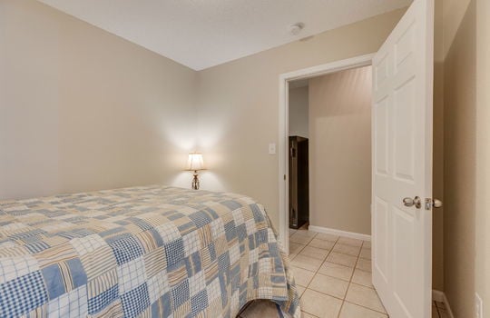 lower level bonus room
